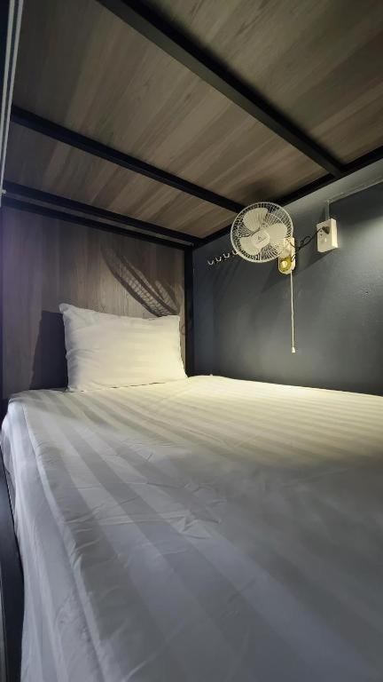 Hanoi Lucky Hn - By Bay Luxury ภายนอก รูปภาพ