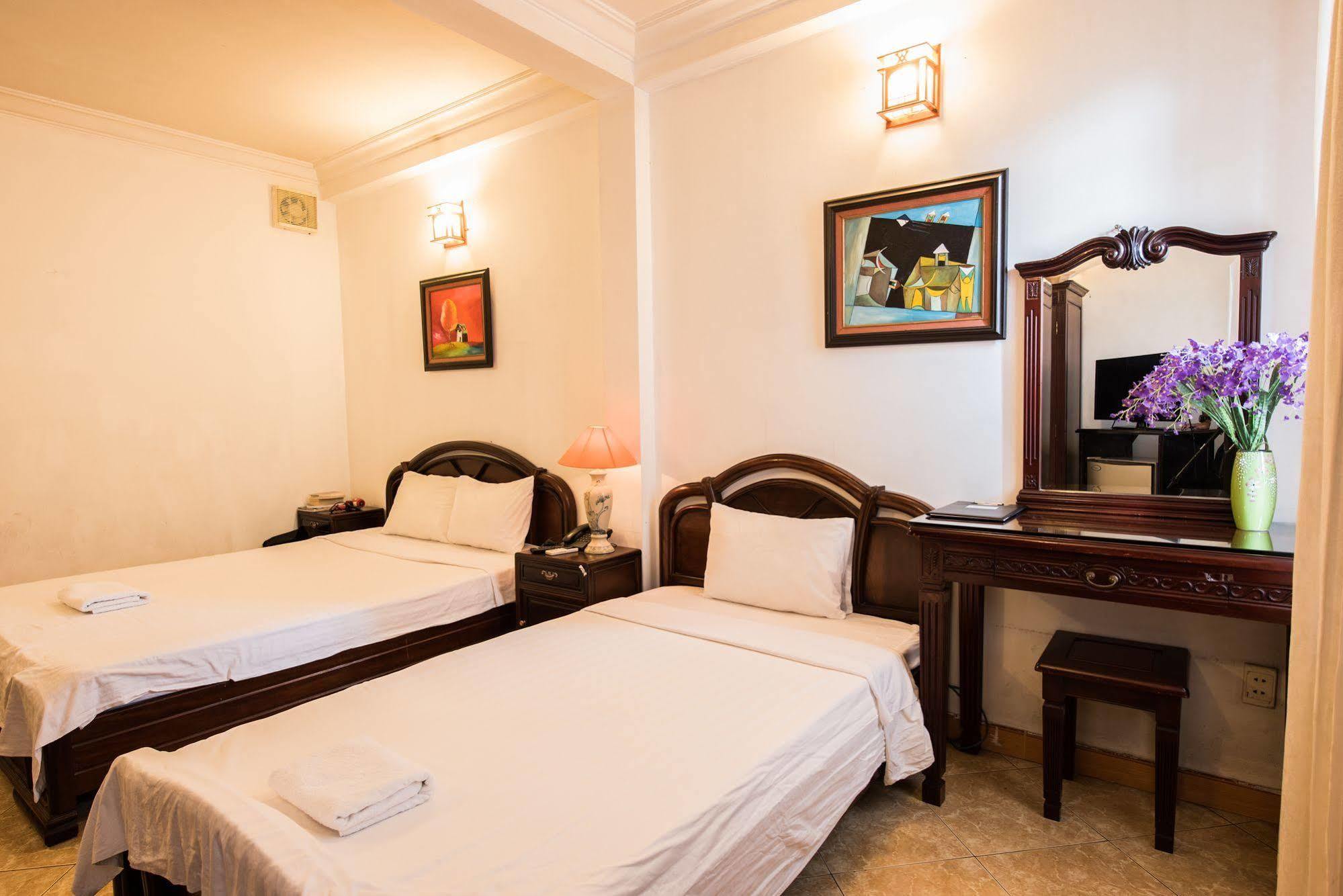 Hanoi Lucky Hn - By Bay Luxury ภายนอก รูปภาพ
